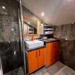 Zin D Cekmekoey Istanbul